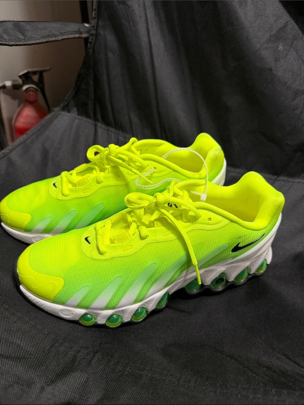 Nike Wmns Air Max DN8 Volt Black Green Strike women shoe